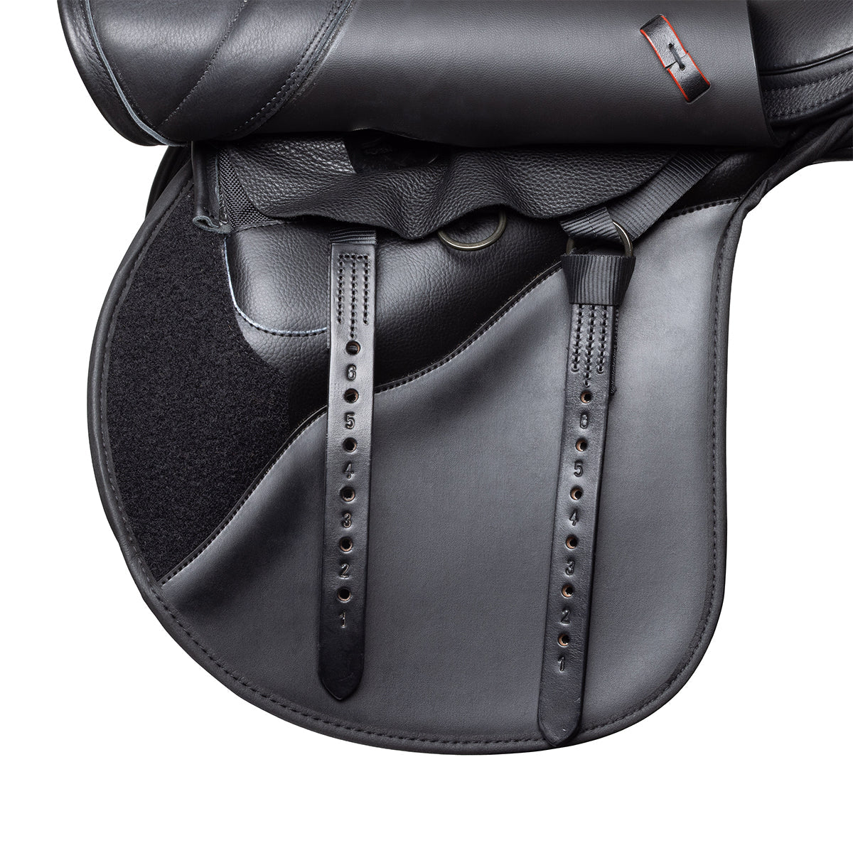 T9 Jump | Black | Girthing Options